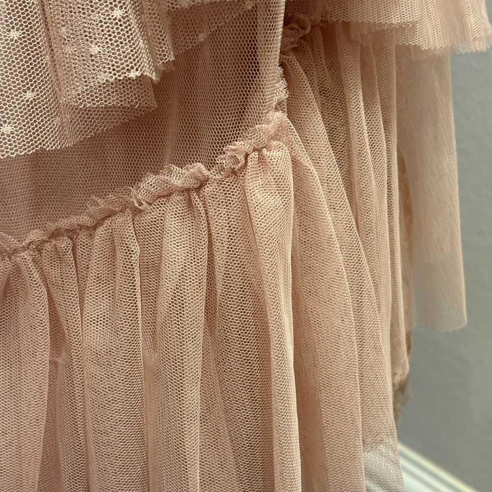 Elegant Luxurious Formal Pale Pink Spiral Ruffles 50" long - Picture 7 of 9